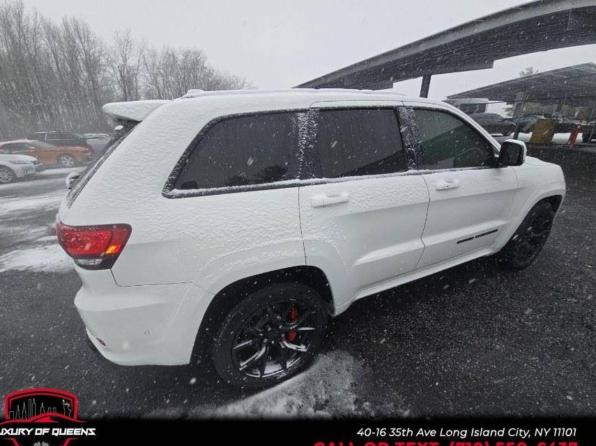 JEEP GRAND CHEROKEE 2018 1C4RJFDJXJC304107 image